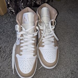 Jordan Sneakers in White and Tan